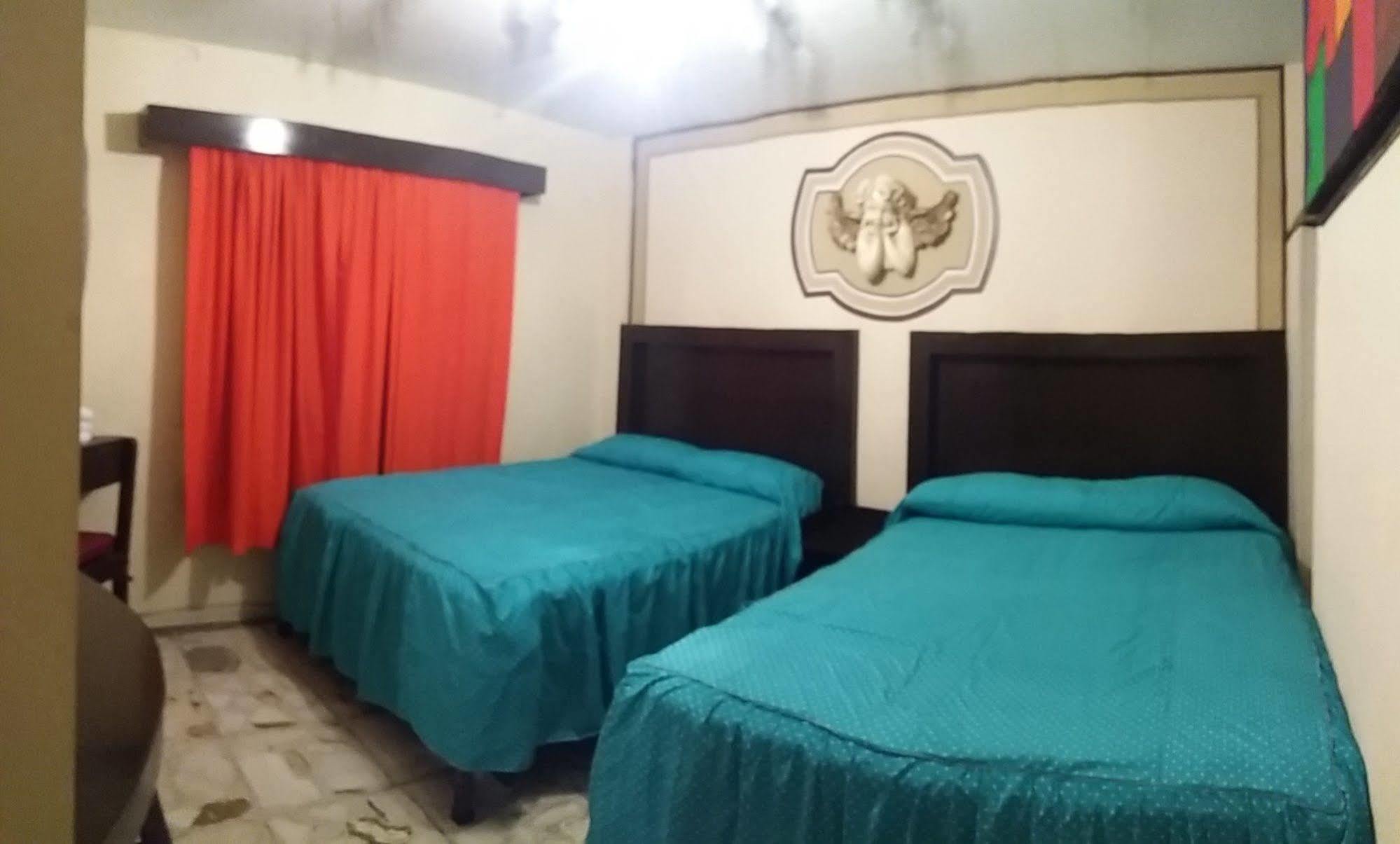 Hotel Colon De Сакатекас Екстериор снимка